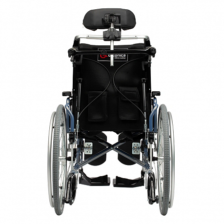 Кресло-коляска Ortonica для инвалидов Comfort 500 с пневматическими колесами. Изображение 2 из 4
